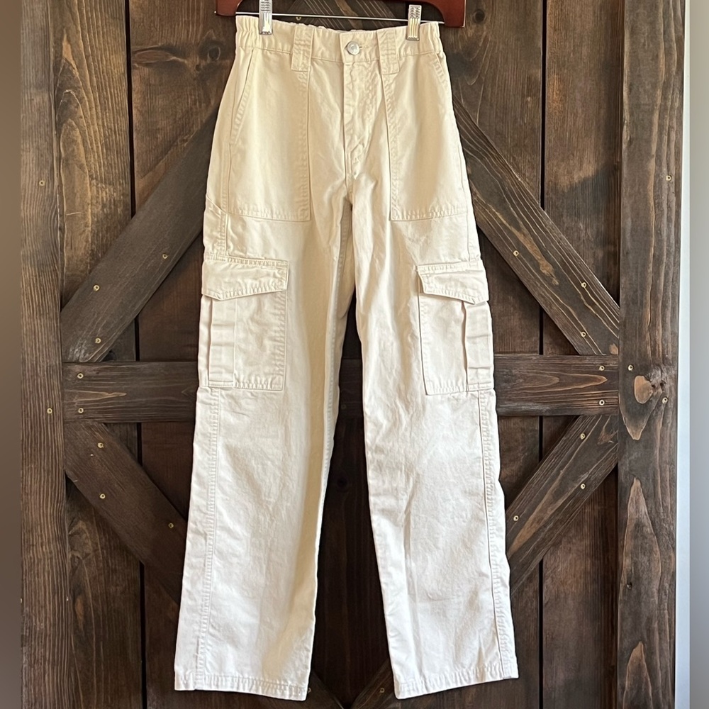 BDG Urban Outfitters Cream Cargo Pants: Size 24